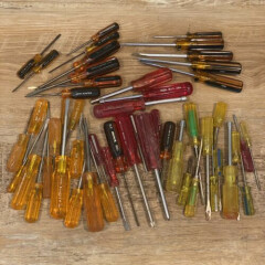 Mixed Lot of Used Drivers Mostly Xcelite Plus Hunter Vaco Fuller Hold E Zee Etc.