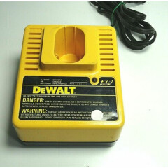Dewalt DW9106 XR Battery Charger Free Shipping Works Great