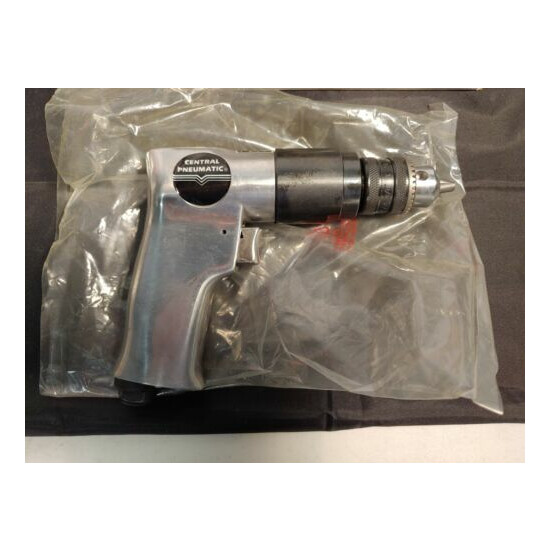 NEW Central Pneumatic 36576 AIR DRILL 3/8" image {2}