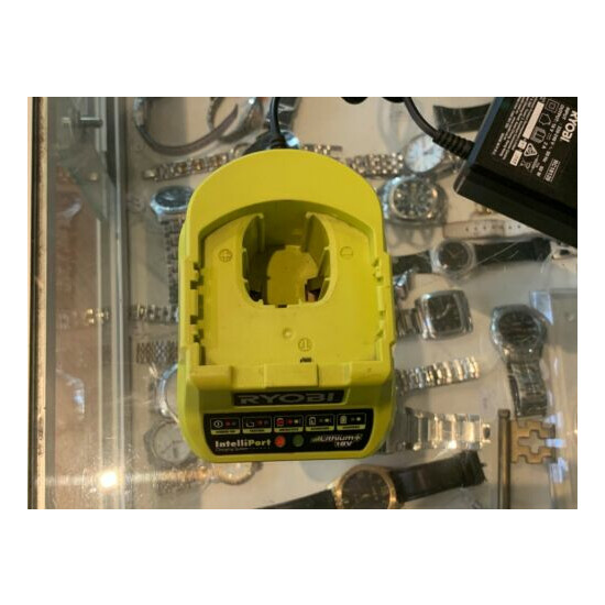 RYOBI (RC18120) LITHIUM + 18V INTELLIPORT BATTERY CHARGER ONLY - AU STOCK ! image {4}
