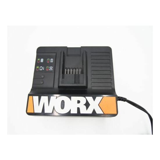 Worx WA3838 14.4V-20V Lithium-Ion 30 Minute Rapid Charger with WA3512 battery image {1}