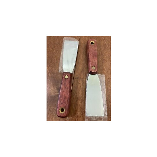 2 PACK 1-1/2" FLEXIBLE PUTTY KNIFE W WOOD HANDLE image {1}