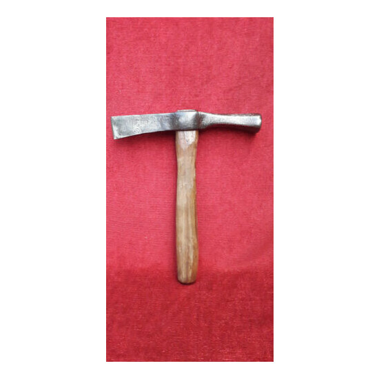 L21) former tool hammer stonemason  image {1}