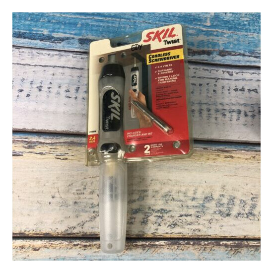 Skil Twist Cordless Electric Screw Driver Drill Tool Clear with Doubled End bit image {1}