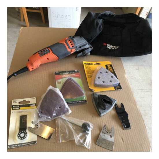 Black & Decker BD200MT Oscillating Multi-Tool 2.0 Amp with Accessories Used  image {1}